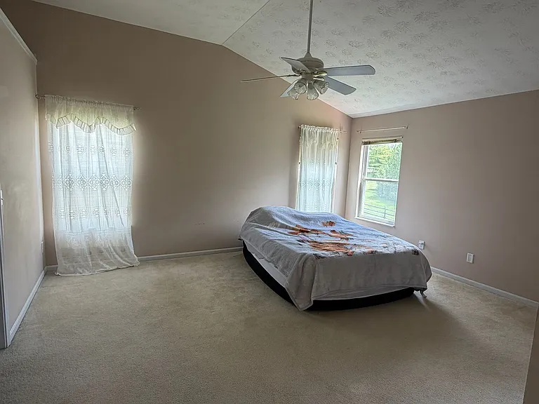 174 Farmridge Rd — Photo 8