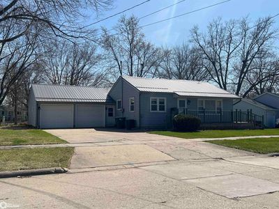 704 W Fillmore Ave, Fairfield, IA, 52556