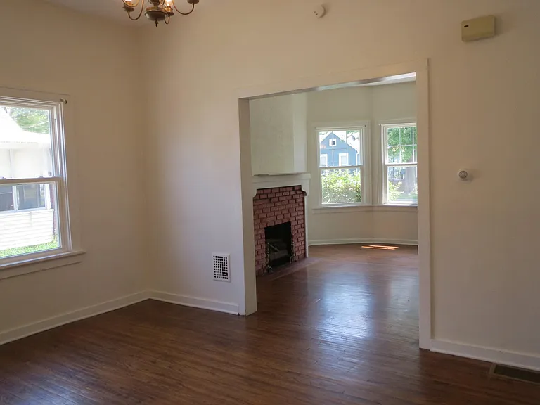 582 South Ave #LOWER — Photo 9