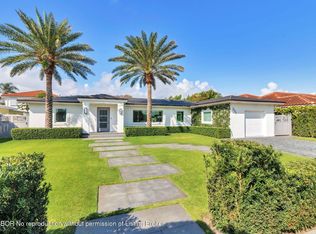 2111 Notre Dame Dr, Lake Worth, FL 33460