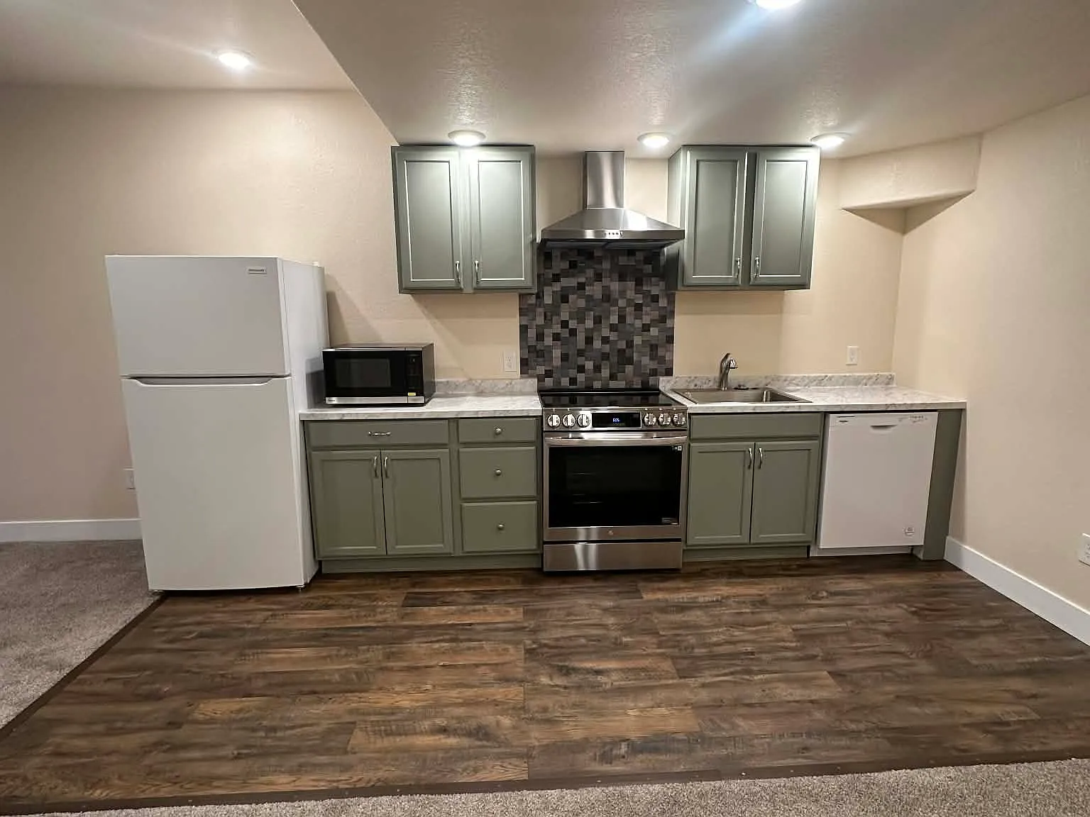 18203 Prince Hill Cir — Photo 4