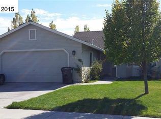 930 Shadow Mountain Dr, Susanville, CA 96130