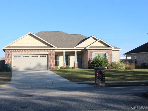 101 Southern Winds Dr, Enterprise, AL 36330