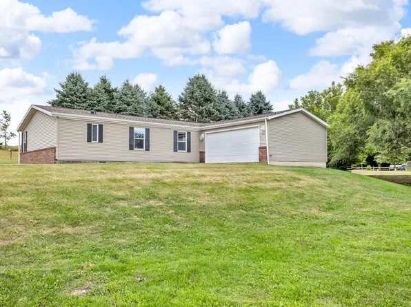 783 Arthur Dr, Grass Lake, MI 49240