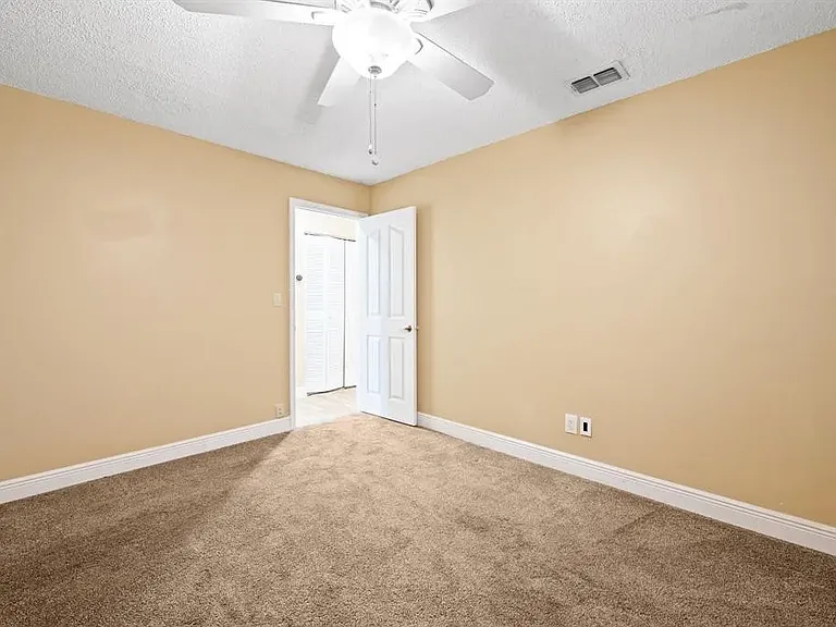 2229 Nova Village Dr — Photo 15