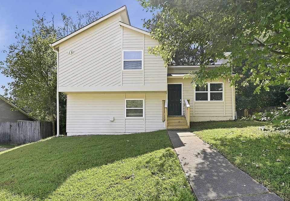 1st image of 4839 Mainstreet Valley Trce