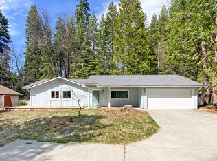 506 Eiler Rd, Mount Shasta, CA 96067