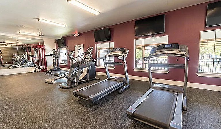 Flats on 12 Fitness Center