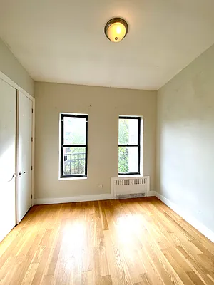 Rented by Nooklyn NYC LLC | media 32