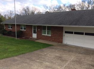 809 Dutch Ridge Rd, Parkersburg, WV 26104