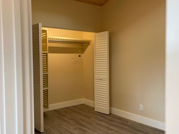 115 S Holokai Rd