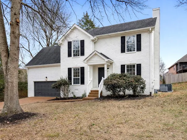 105 Horseshoe Ct, Mount Juliet, TN 37122