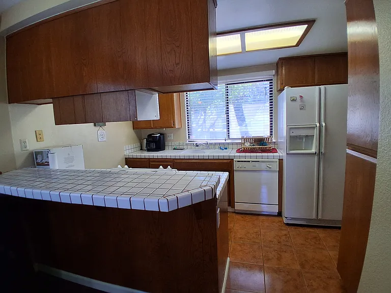 1127 Rosa Del Rio Way — Photo 4