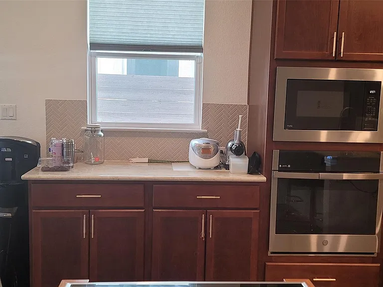 716 Leeward Pass — Photo 11