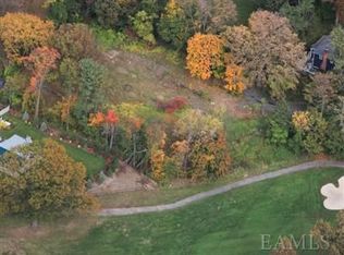 925 Cove Rd E, Mamaroneck, NY 10543