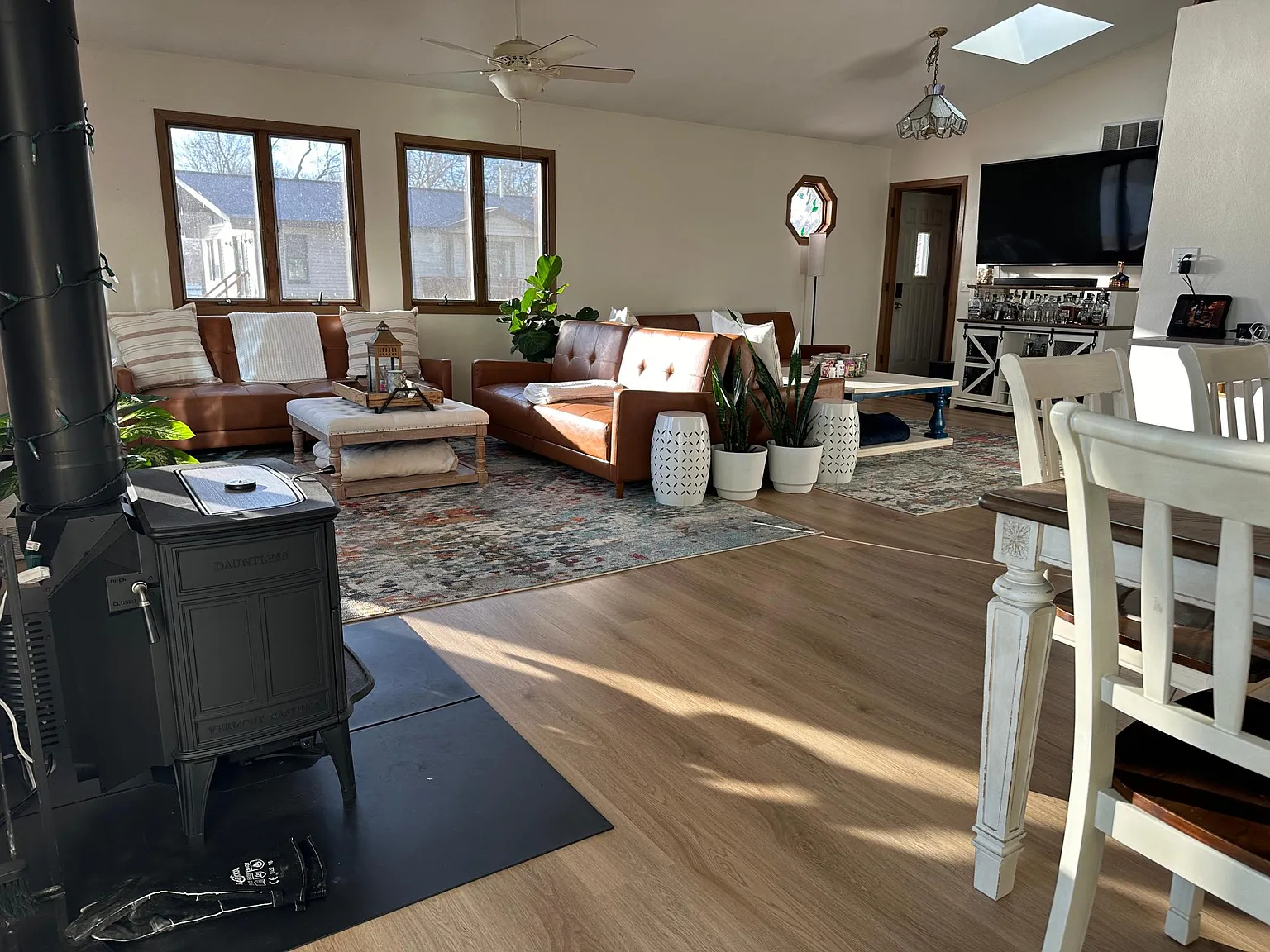 3420 N Shore Dr — Photo 3