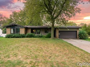 647 Edgeworth St, Jenison, MI 49428