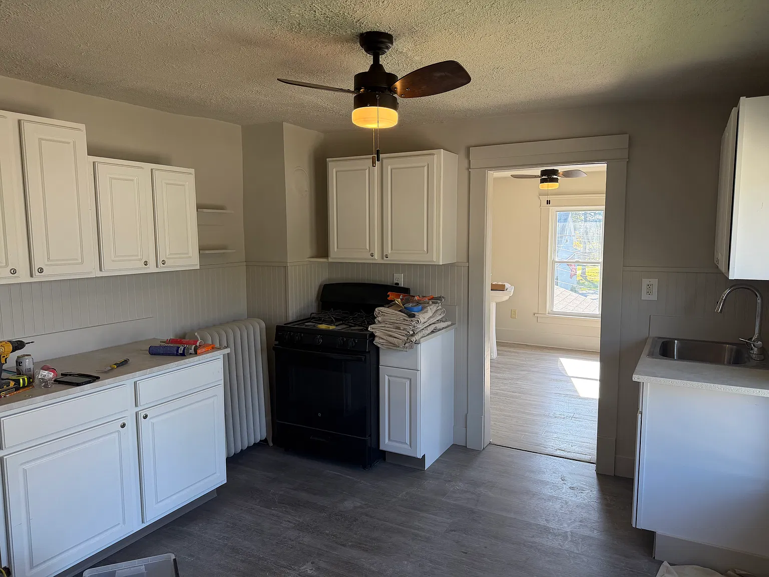 3 bed, 800 sqft, $1,350 — Photo 2