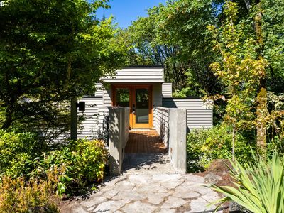 3128 SW Cascade Dr, Portland, OR, 97205