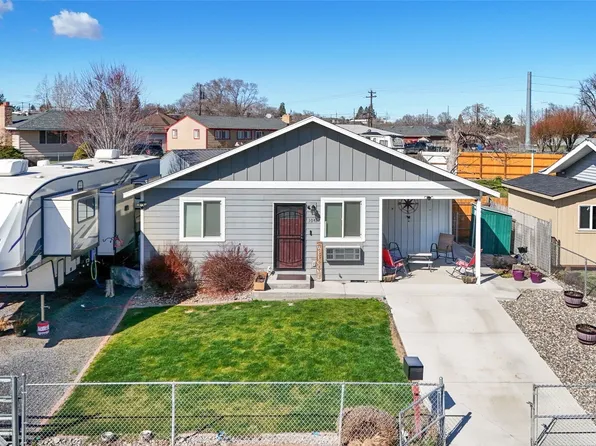1042 W Charlotte Street, Moses Lake, WA 98837