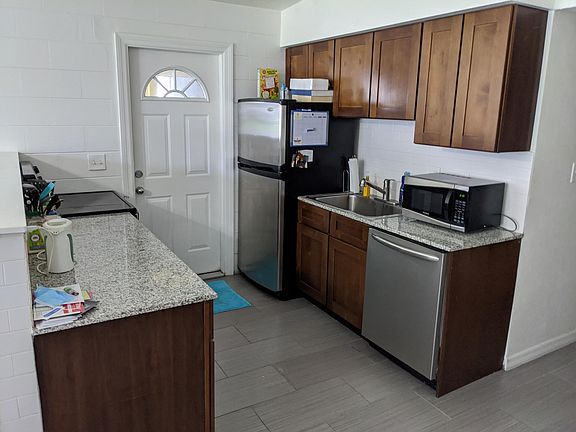 Kitchen & Patio Door