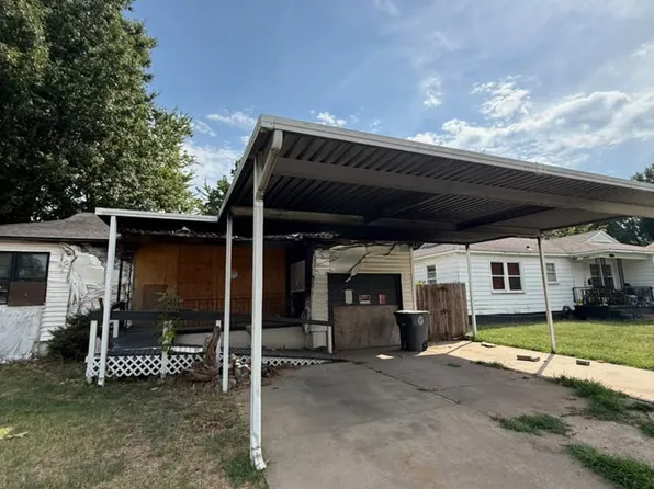 5960 E Latimer St, Tulsa, OK 74115