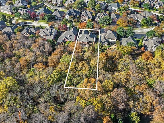 3rd image of 3525 Cockrill Dr