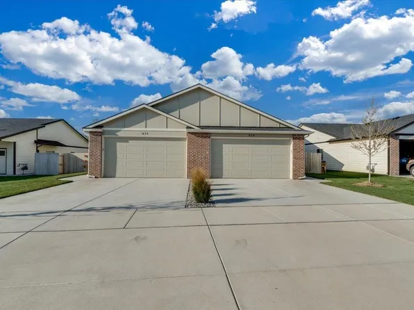 432 E Briarbrook Ln #434, Valley Center, KS 67147