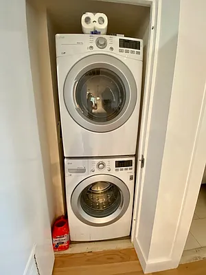 Rented by Compass | media 18