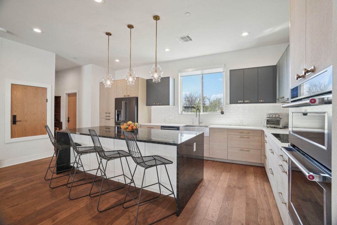 Clay St Residence 11-016.jpg