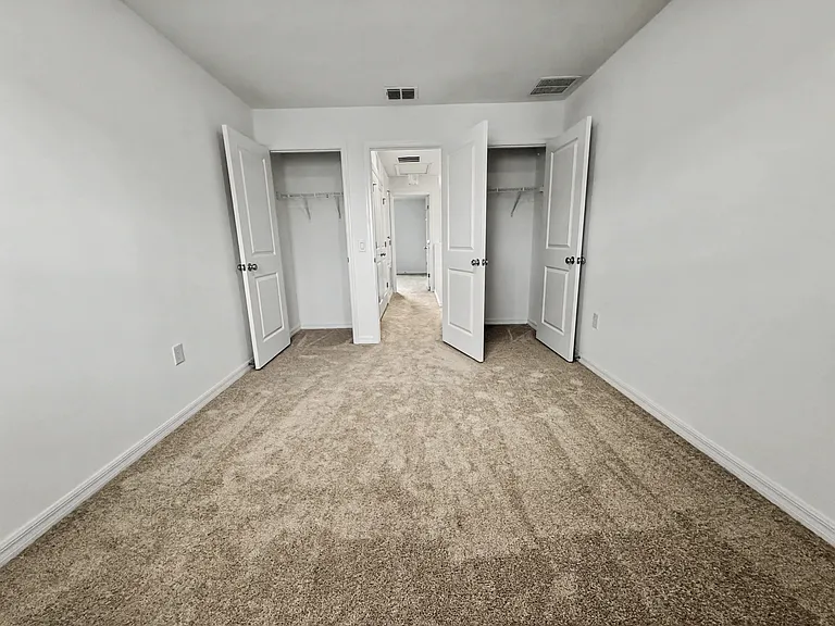 2996 Skyline Loop — Photo 14