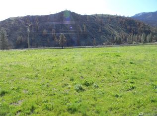 14 Steelhead Ln, Pateros, WA 98846