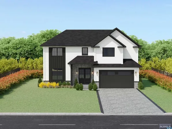 43 N Browning Ave, Tenafly, NJ 07670