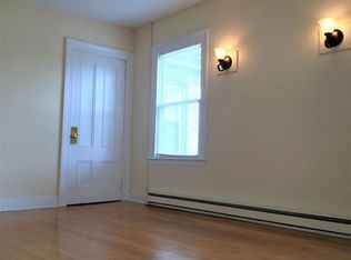 116 N Winooski Ave APT 3, Burlington, VT 05401