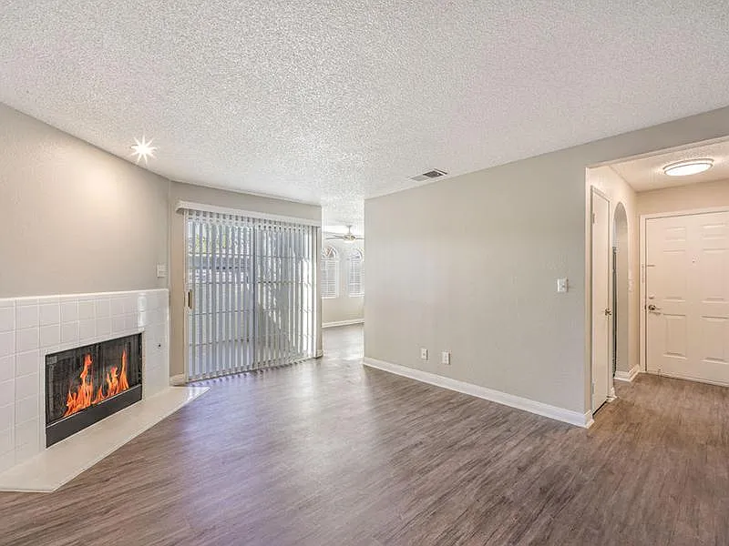 KD Place — Photo 2