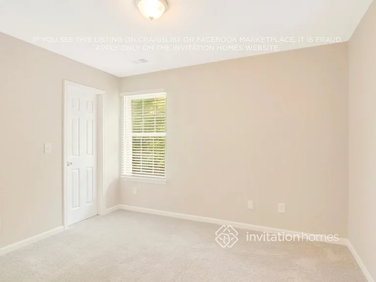 120 Pebblestone Dr — Photo 11