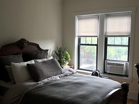 2nd image of 1200 W Eddy St #3-1B