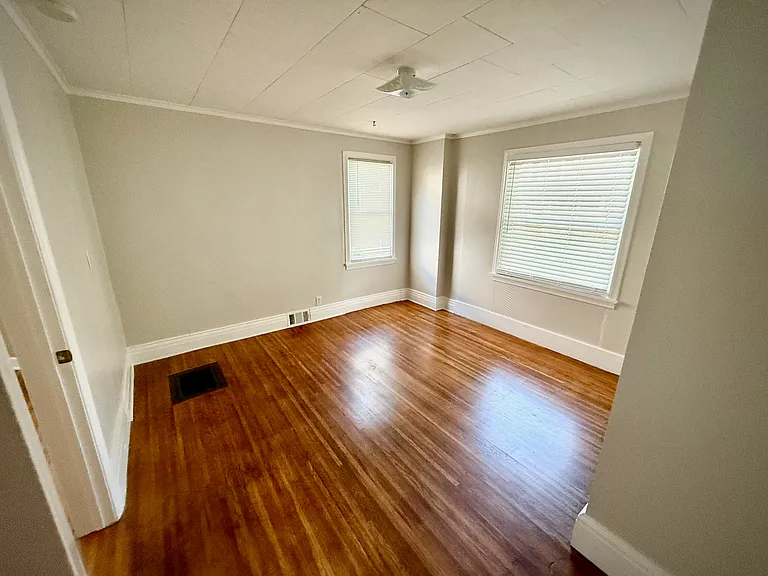 2nd Bedroom.