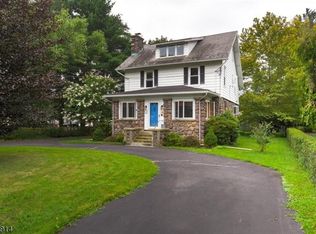 8 Glenbrook Rd, Morris Plains, NJ 07950