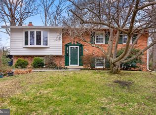 6913 Pine Valley Dr, Glenn Dale, MD 20769