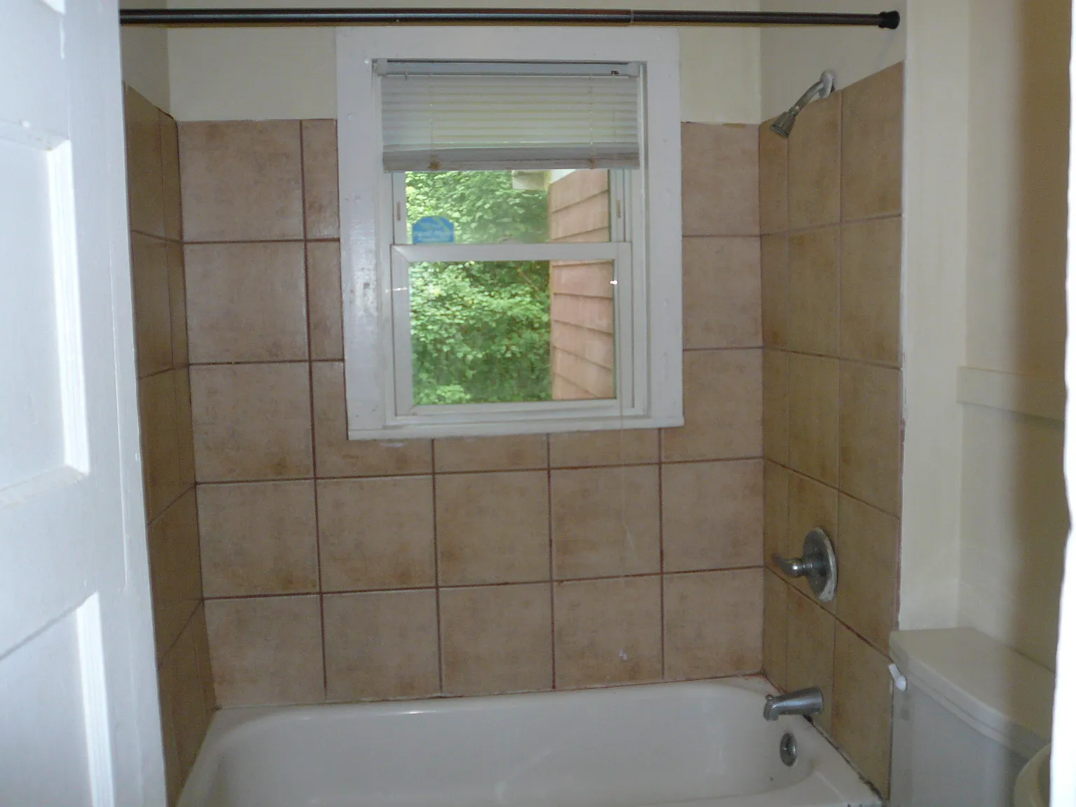 2 bed, 725 sqft, $1,125 — Photo 3