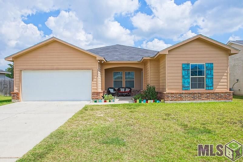 2nd image of 35050 Rayville Dr