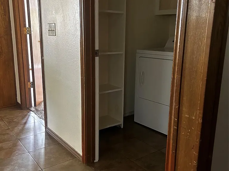 1412 Brookside Dr — Photo 10