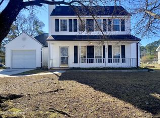 404 Wolf Run Dr, Jacksonville, NC 28546