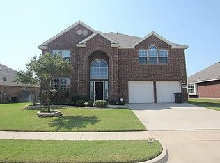 10445 Bear Creek Trl, Fort Worth, TX 76244