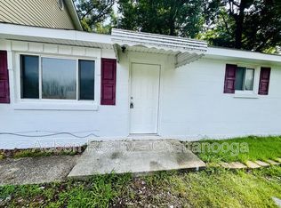 564 Julian Rd, Ringgold, GA 30736