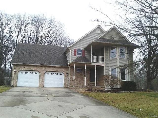 600 Birch Ln photo 1