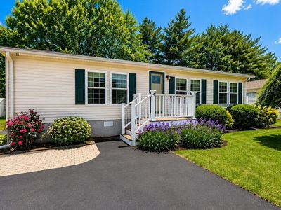 4 Trailwood Dr, Bridgewater, MA, 02324