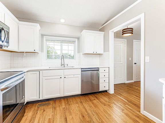 2nd image of 4228 N Rushwood Ct