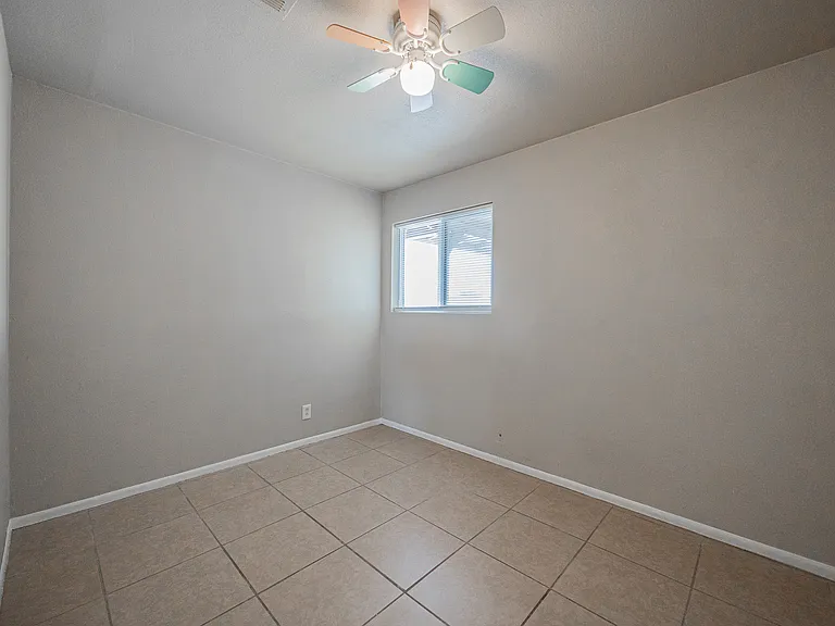 2062 E Nancy Ln — Photo 16